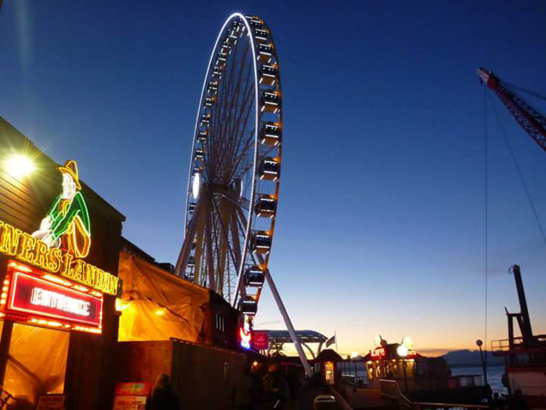 Almost dark at Seattles pier ...