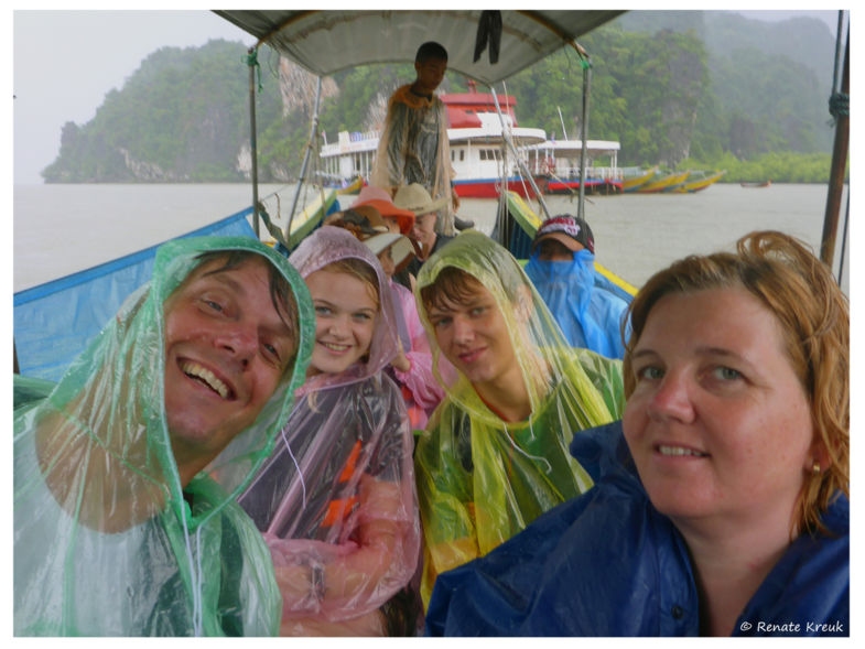 Selfie gemaakt in de stromende regen bij Ao Phang Nga National Park