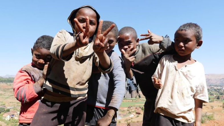 Strike a pose and smile! ✌