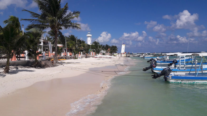 In het mooie oud vissersdorpje Puerto Morelos