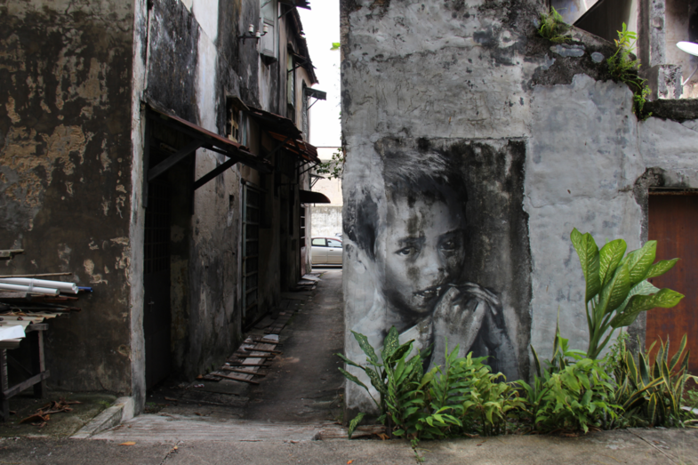 Streetart Georgetown Penang: Child Mural at Prangin Canal