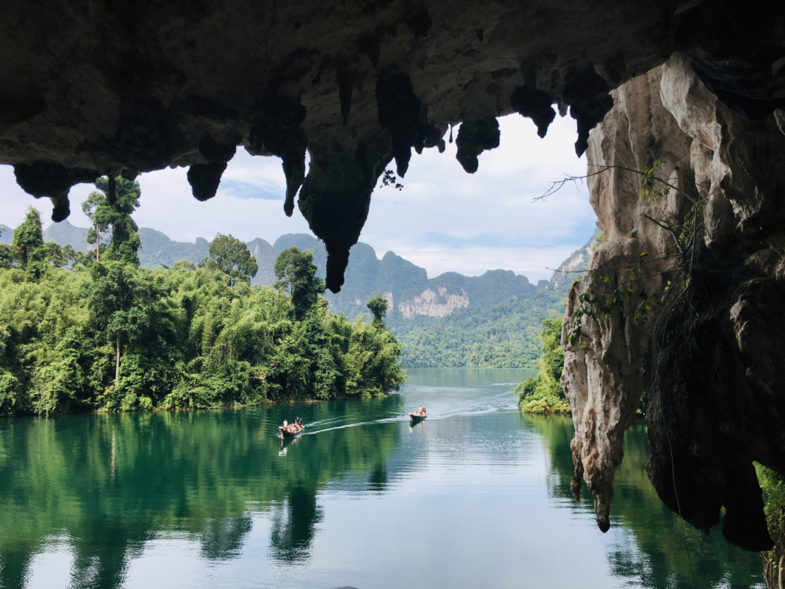 Pra Kay Petch Cave, Khao Sok National Park Thailand