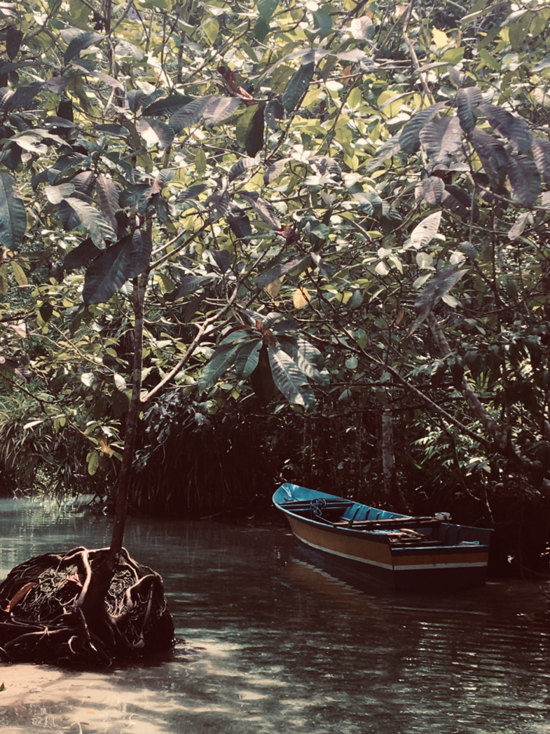 Air dingin, De Molukken