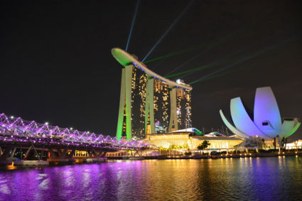De light show bij Marina Bay in Singapore