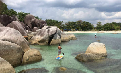 "Supping in Paradise" - Tanjung Tinggi, Belitung