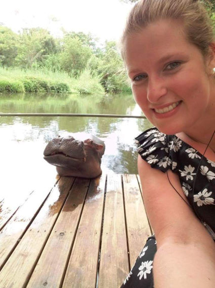Theeleuten met Jessica the Hippo