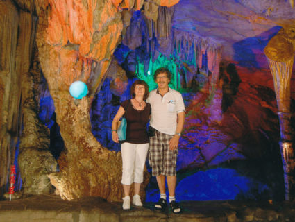 Kleurrijke grotten